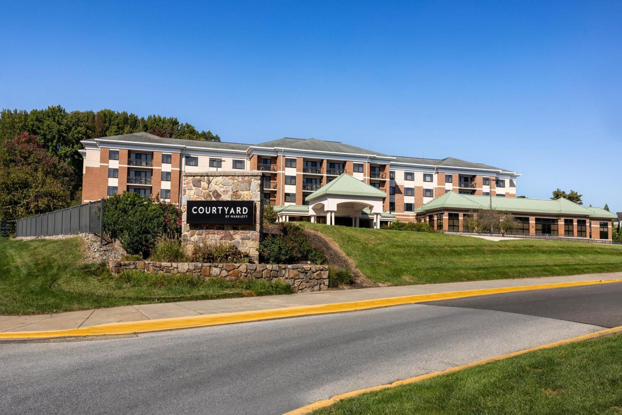 Courtyard By Marriott Newark-University Of Delaware Bagian luar foto