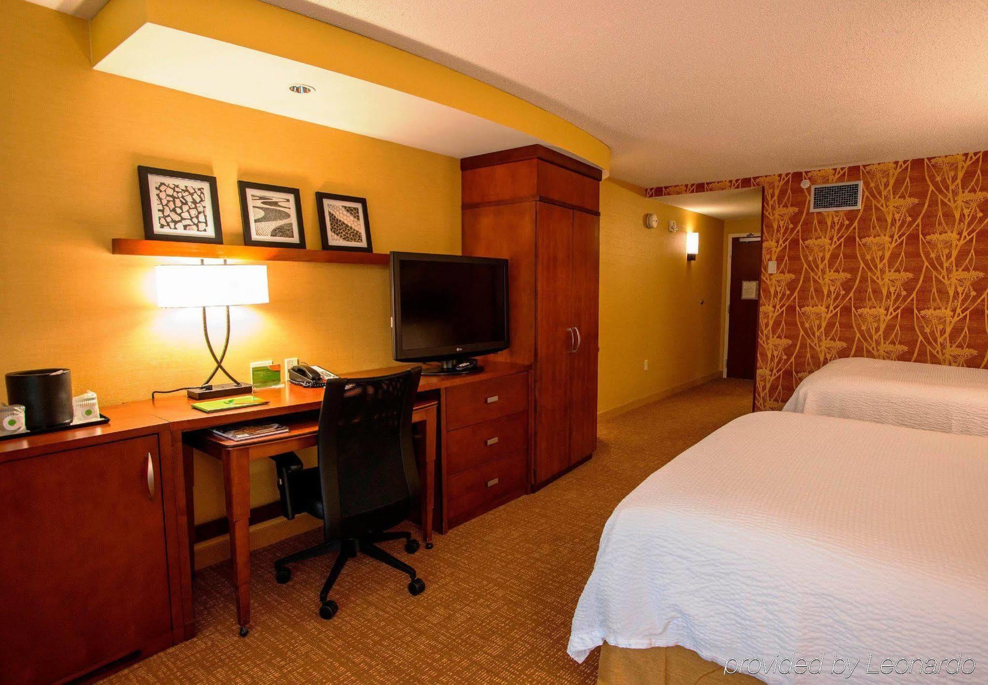 Courtyard By Marriott Newark-University Of Delaware Bagian luar foto