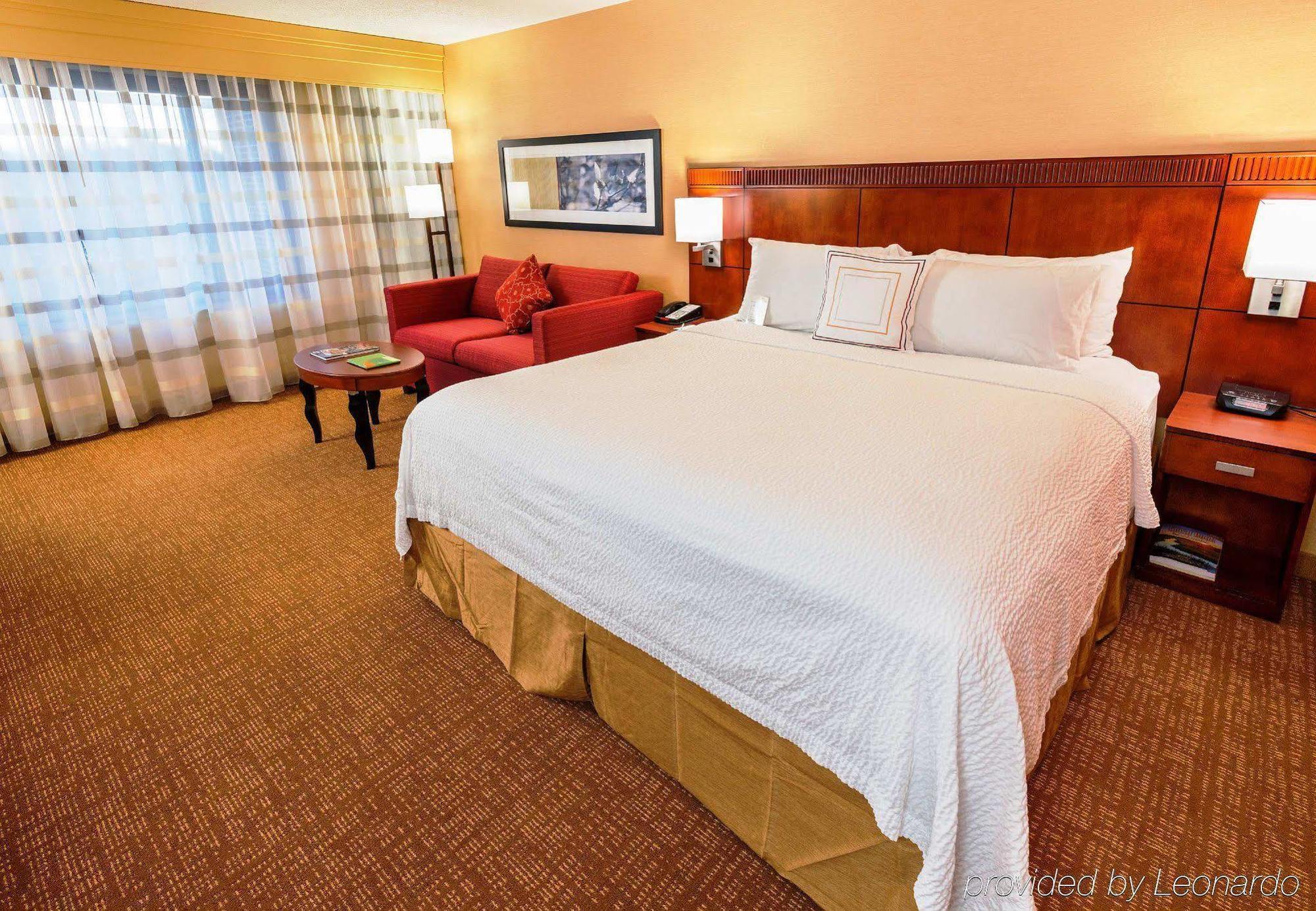 Courtyard By Marriott Newark-University Of Delaware Bagian luar foto