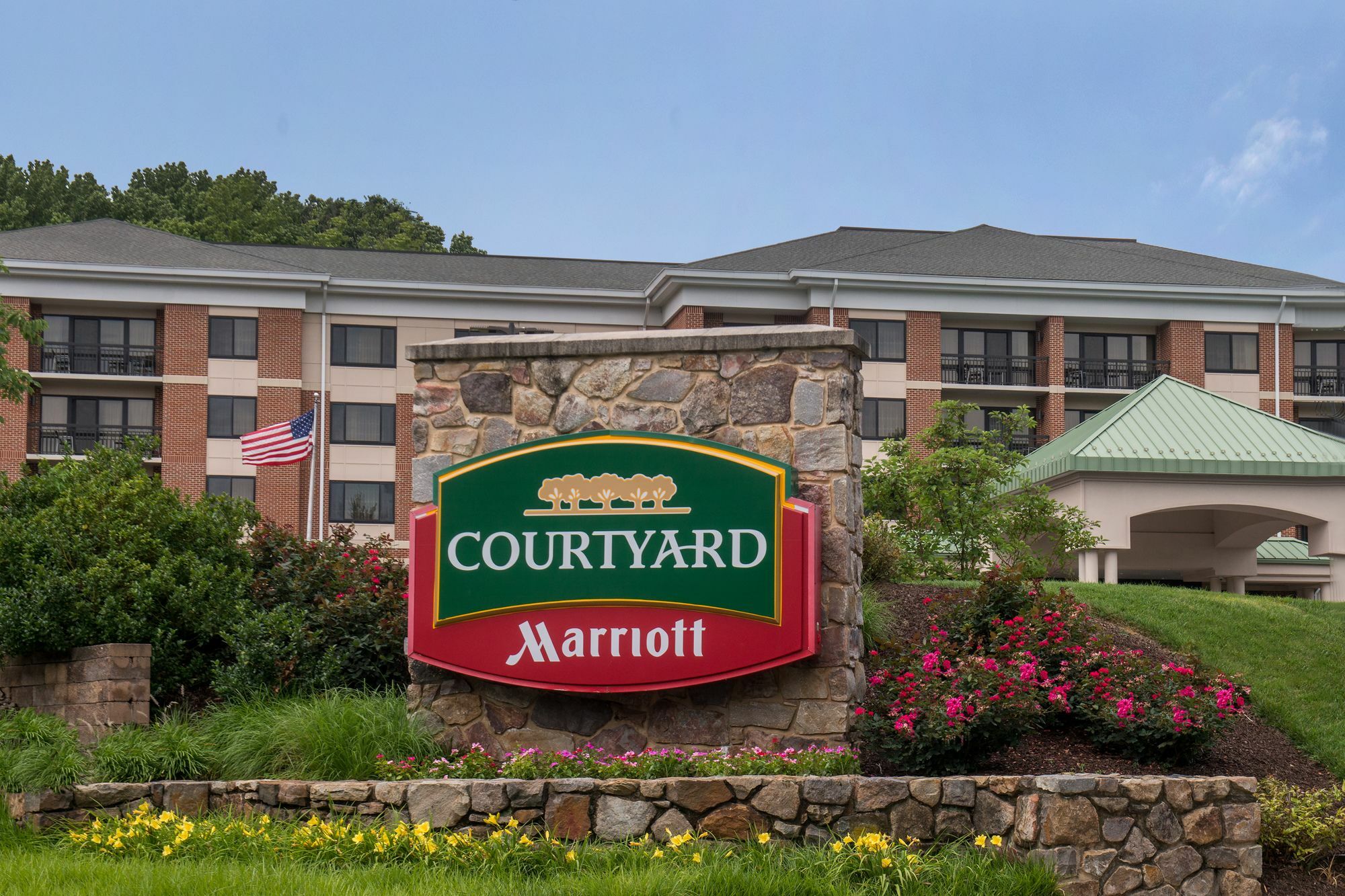 Courtyard By Marriott Newark-University Of Delaware Bagian luar foto